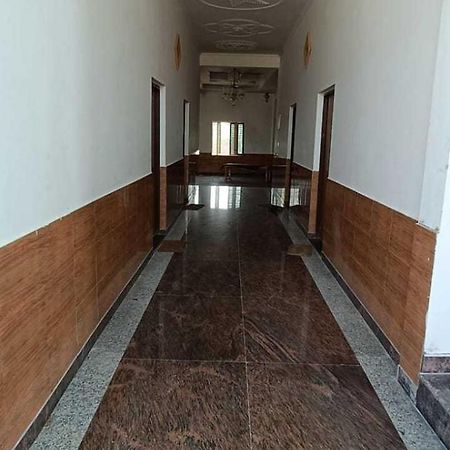 Hotel O Pop Angoori Farm House マトゥラー エクステリア 写真
